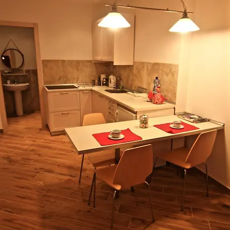 Vernazza Centrale Apartment *